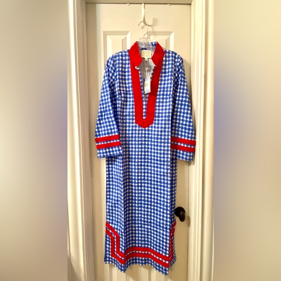 Sail to Sable lovely red, white and blue caftan. Large is sold out everywhere. - Picture 4 of 4